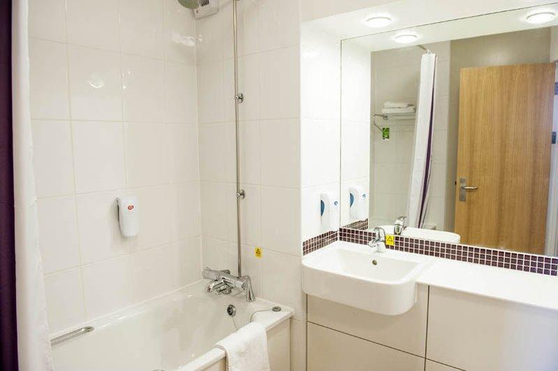Premier Inn אלג'ין מראה חיצוני תמונה